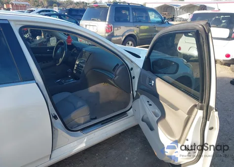 2013 Infiniti G37 Journey z USA, uszkodzony, nr VIN JN1CV6AP9DM710612